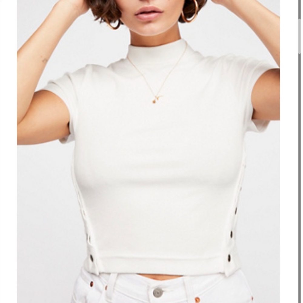 NWT Free People Snap Back Tee

Color: ivory